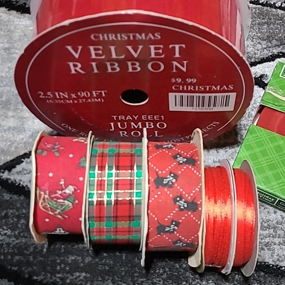 Decorative Ribbon Bundle - Picture 4 of 11